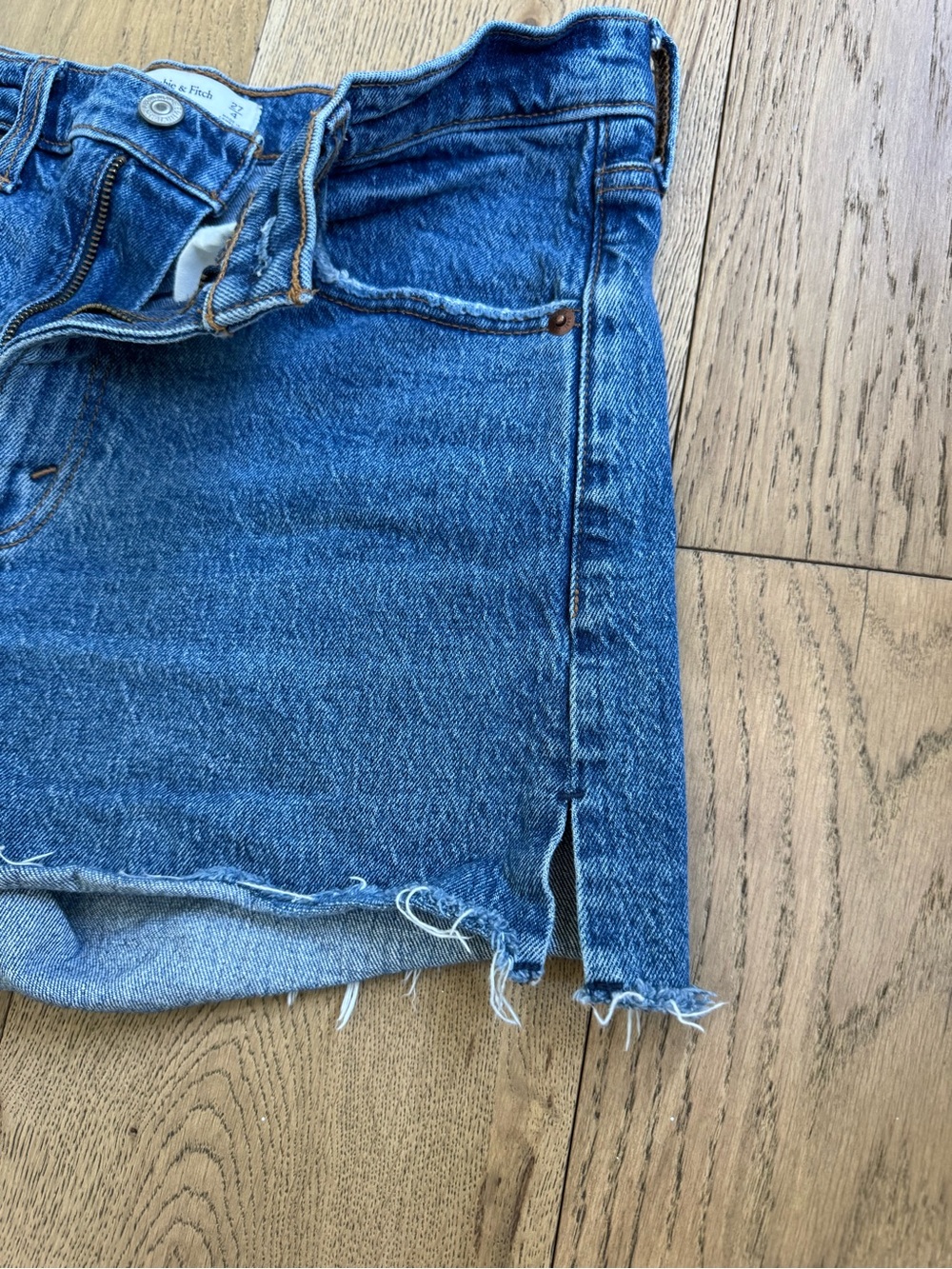 Abercrombie & Fitch Medium Blue Denim Cutoff Shorts - Picture 4 of 4
